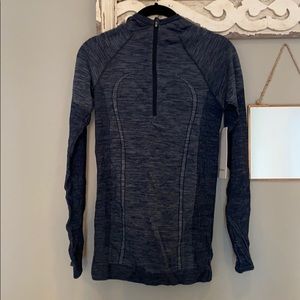 Lululemon New Wool 1/2 Zip Hoodie Size 6